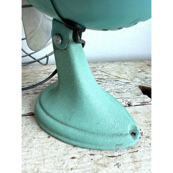 Vintage Kenmore Sears Roebuck Electric Desk Fan Aqua Green Model 303.80060 MCM - Picture 3 of 7